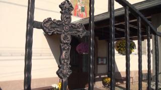 Preotul bolnav de COVID din Alba Iulia a ţinut botezuri şi înmormântări pe bandă, deşi ştia că este infectat. Ar fi putut îmbolnăvi peste 200 de persoane