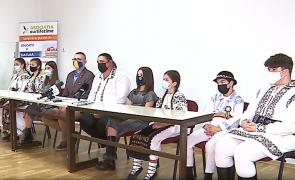 Au reuşit să câştige opt premii, la un concurs pe care riscau să îl rateze. Elevii din Reghin au primit ajutor în ultimul moment de la localnici