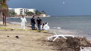 "Nu vreau să mor sub un şezlong". Clipe de groază pentru turiştii prinşi într-un schimb de focuri de armă, în Cancun