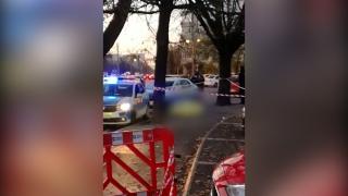 Un tânăr de 30 de ani s-a prăbuşit într-o staţie de autobuz din Pipera, sub ochii soţiei. Bărbatul a murit pe loc