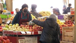 Inflaţia uriaşă aduce o explozie de scumpiri. Salariile nu ţin pasul cu rata inflaţiei care bate record după record