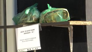 "Dacă ti-e foame, servește-te!". Îndemnul unei patiserii din Brăila pentru cei care nu-şi permit nici măcar un covrig