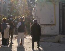 După aproape un an, locatarii blocului din Găești, afectat de o explozie puternică, s-au putut întoarce acasă. Oamenii, însă, au găsit un dezastru