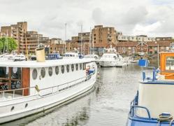 Iahtul pe care Edith Piaf și-a trăit povestea secretă de iubire se vinde cu o sumă impresionantă, la Londra