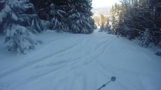 Vacanţă la munte: două anotimpuri, la câteva sute de metri distanţă. Avertismentul salvamontiştilor pentru turişti