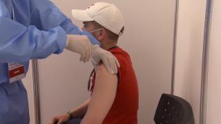 Vaccinarea copiilor cu vârste între 5 şi 11 ani începe şi în România. Unde se pot face imunizările şi ce ser va fi folosit