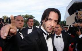 Keanu Reeves susține că s-a căsătorit cu Winona Ryder în România. Ritualul, oficiat de preoți adevărați, într-o scenă din "Dracula"