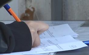 Dosarul cu şină ar putea deveni istorie. Autorităţile vor un sistem care să stocheze datele tuturor instituţiilor din România