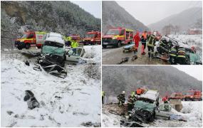 Impact fatal între un autoturism şi un autocar în Sibiu: Două persoane şi-au pierdut viaţa
