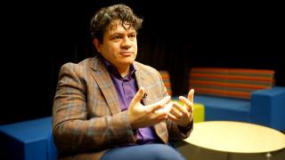 Născut într-o familie cu 10 frați, Cristian Măcelaru a devenit unul dintre marii dirijori ai lumii: "Mă bucur pentru România, mă doare pentru România"