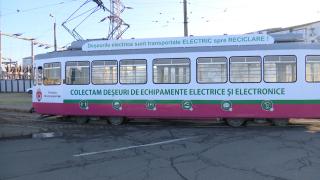 Tramvaiul reciclării străbate Iaşiul de la un cap la altul de jumătate de an. Colectează lunar o tonă de deşeuri electronice
