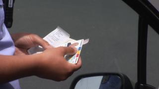 Un şofer le-a scris poliţiştilor că îşi vrea permisul înapoi, cadou de Moş Nicolae. Reacţia oamenilor legii a fost pe măsură