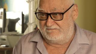 Un parapsiholog celebru, de 81 de ani, a păcălit o tânără să întrețină relații sexuale cu el ca să-i "analizeze aura”. Bărbatul a fost reţinut