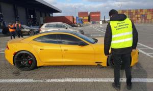 Bolid de colecție, din Emiratele Arabe Unite, găsit într-un container în Portul Constanța. Ce le-a atras atenția autorităților