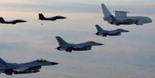 Pe picior de război: 13 aeronave militare chineze au pătruns în spaţiul aerian al Taiwanului