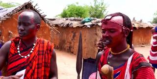 Reporter Observator, în mijlocul tribului masai, cel mai cunoscut din Kenya