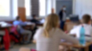 Profesoară din Slobozia, înjurături ca la uşa cortului la şcoală: "Uitaţi-vă la mine, măi, tâmpiţilor!"