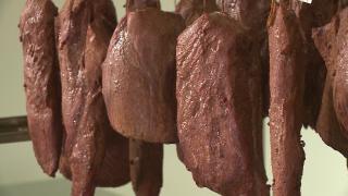 Mistreţ, cerb sau muflon în loc de carnea de porc de Crăciun. Preţurile încep de la 110 lei