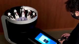 Televizorul care vă dă posibilitatea să gustaţi imaginile, invenţia unui profesor din Tokyo. Cum funcţionează dispozitivul