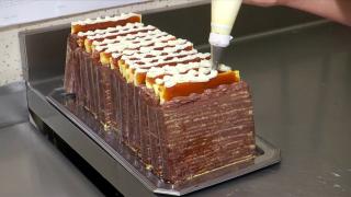 Secretele reţetei tortului Doboș, desertul pe placul caselor regale