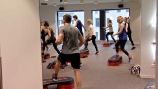 De la mesele copioase s-a trecut la mişcare: Fitness, masaj în a doua zi de Crăciun