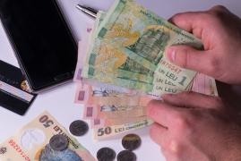 Parlamentarii, testaţi dacă ştiu cine se află pe bancnotele noastre. "Nu umblu cu bani aşa mari"