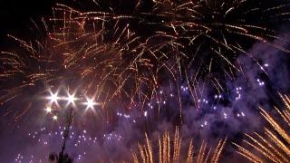 Revelionul 2022, acasă sau la restaurant. În parcul IOR, singura petrecere în aer liber