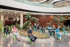 Veşti bune de pe frontul Covid. Valul Omicron a trecut peste Africa de Sud fără o creștere semnificativă a deceselor