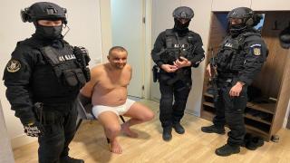 Francez urmărit internațional pentru crimă, prins în București. Ar fi omorât și abandonat un om pe marginea unei autostrăzi