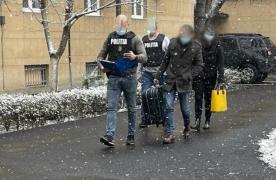 O româncă şi soţul ei italian, mafiot din clanul Camorra, au fost prinşi la Dumbrăviţa. Cei doi erau căutaţi în toată Europa