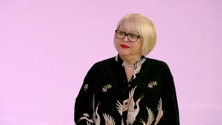 Mirabela Dauer, în pas cu moda. Artista şi-a făcut cont pe TikTok