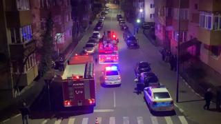 Bătrână vizitată de pompieri, pentru că nu voia să-i răspundă fiului la uşă. Femeia era supărată şi nu voia să vorbească cu el