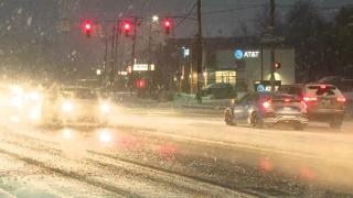 O furtună de zăpadă a paralizat Statele Unite: Haos pe şosele, sute de mii de oameni fără curent, curse anulate una după alta