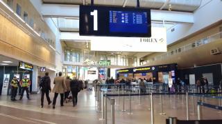 Suedia renunţa la restricţii de călătorie în plin val al pandemiei Omicron