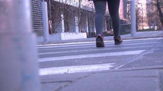 Marcajele rutiere din Capitală sunt mai mult invizibile. Trecerea de pietoni unde a fost ucisă Raisa este nemarcată şi la o săptămână de la accident