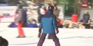 Cum alegem echipamentul potrivit pentru schi. Sfaturile specialiştilor