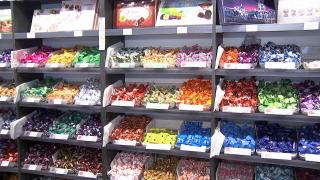 EXCLUSIV. Ne-am unit cu Moldova în gusturi. Cum ne-au cucerit basarabenii cu bomboane Bucuria, prăjitura Smântânel și plăcinte la tigaie