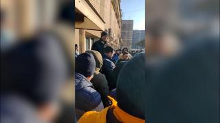 Înregistrare cu liderul sindical Vasile Petrariu când le cere şoferilor STB să nu iasă pe traseu. "Aşa arată un protest spontan"