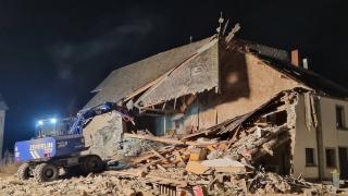 O familie de români din Germania şi-a găsit noua casă distrusă din temelii. Nimeni nu poate explica ce s-a întâmplat