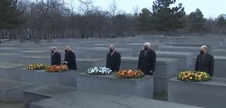 Victimele Holocaustului, comemorate în toată lumea. Supravieţuitorii au evocat tragedia pe care nu o pot uita