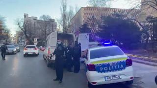 Şi-a acuzat părinţii că l-au crescut în sărăcie şi colegii că l-au marginalizat. Ce le-a transmis tânărul care s-a aruncat în gol din fostul Intercontinental în biletul de adio