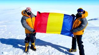 Două surori românce fac istorie în alpinism: Au urcat pe cele mai înalte vârfuri de pe fiecare continent