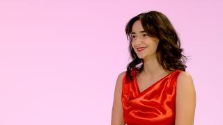 Eneli, compozitor şi producător în noua sa piesă. Pentru versuri a folosit cuvintele auzite într-o vizită la mall