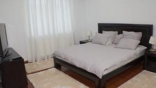 Dacă vrei să închiriezi camere în regim hotelier trebuie să ceri acordul vecinilor. Noua propunere a Ministerului Turismului