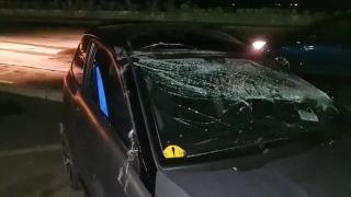 Un șofer începător și-a băgat prietenul în spital după ce s-a apucat de drifturi, într-o parcare din Constanța