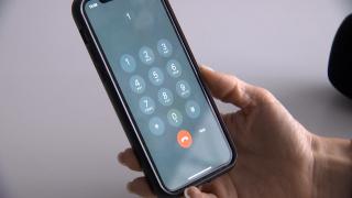 Tehnologia mută aproape toate serviciile în online. Cum au ajuns angajaţii băncilor să fie înlocuiţi cu sistemele inteligente