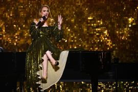 Adele, marea câştigătoare a premiilor BRIT: artista a obţinut trei premii