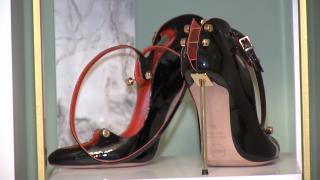 Două românce au cucerit lumea modei de la Hollywood cu o idee de milioane. Pantofii lor, la mare căutare printre vedete