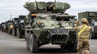 România, centrul operațiunilor NATO: Am primit blindate Stryker și avioane F-18 Super Hornet, secretarul Alianței este așteptat la Baza "Mihail Kogălniceanu"