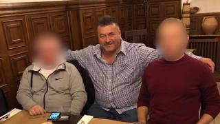 Răzbunare în stil mafiot la Mioveni. Primarul a fost luat la palme de un interlop, chiar în biroul lui: "M-a înjurat, dar nu am înţeles de ce"